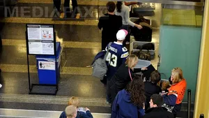 Călătorii nu mai trebuie să-și scoată pantofii în timpul controalelor de securitate din aeroporturile americane