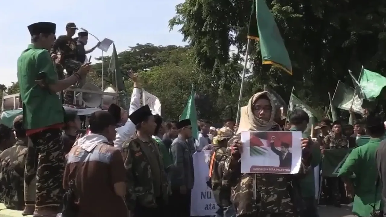 Mii de musulmani protestează în Indonezia şi Malaezia, în urma deciziei SUA privind Ierusalimul - FOTO, VIDEO