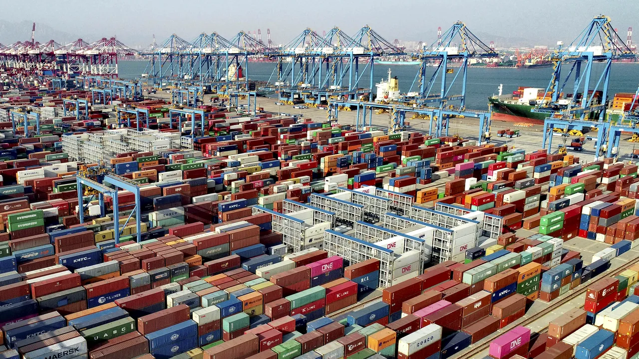 FT: China îndeamnă naţiunile în dezvoltare să se opună unei taxe 