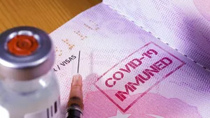 Sondaj Mediafax cu privire la introducerea paşaportului de vaccinare: Peste 56% dintre respondenţi nu sunt de acord cu certificatul