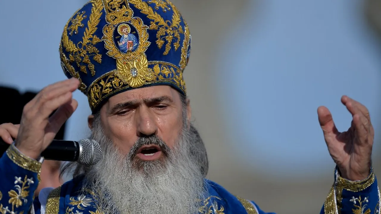 Edilul Constanţei intră în coliziune cu ÎPS Teodosie: i-a cerut să desfiinţeze o biserică ridicată pe trotuar