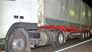 Tir-ul cu gumă de mestecat, furat la Arad, a fost găsit fără încărcătură