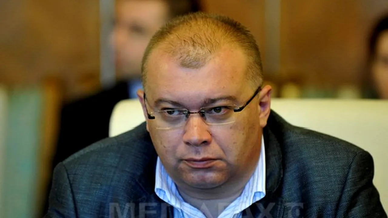 Dan Mihalache anunţă că a atacat în contencios administrativ decizia ANI în cazul său
