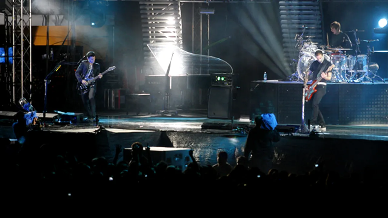 Muse, un posibil cap de afiş la Festivalul Glastonbury