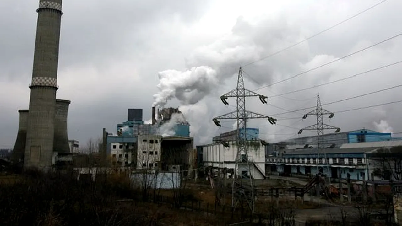 Tentativă eşuată de demolare a unui turn de 204 metri la Dej
