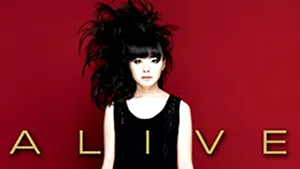 Pianista japoneză Hiromi aduce fulgere şi tornade de sunete, pe 30 iunie, pe scena Sălii Radio
