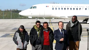 Cel puţin 20 de milioane de euro au fost plătiţi în schimbul eliberării ostaticilor francezi