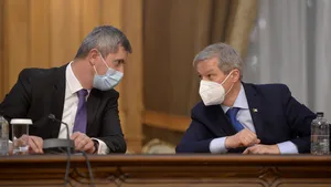 COMENTARIU Marius Oprea | Pronostic: USR-PLUS acceptă orice compromis. ”Cîinele nu pleacă de la măcelărie” 