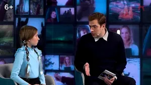 Regimul rus foloseşte o cântăreaţă de 12 ani, pentru a răspândi propagandă de război