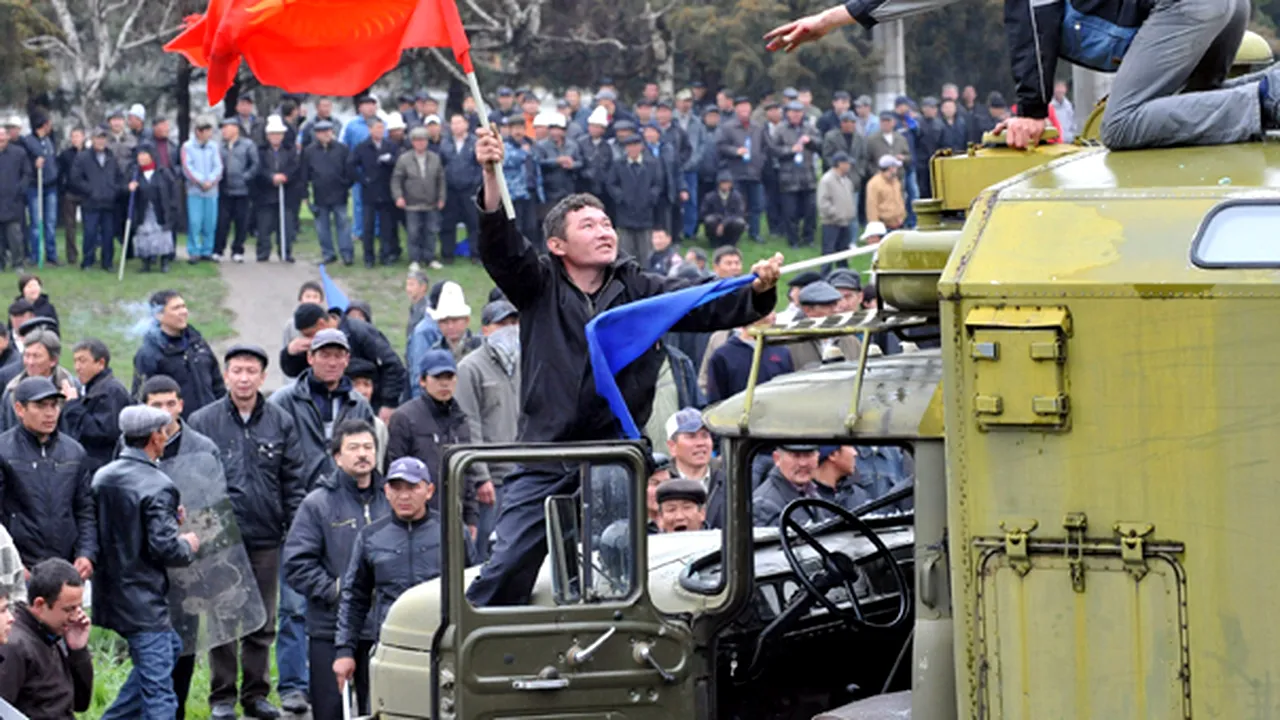 Guvernul din Kîrgîzstan a demisionat