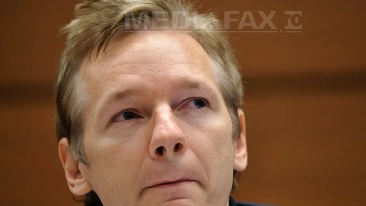 Mandat de arestare internaţional emis de Interpol pentru fondatorul WikiLeaks