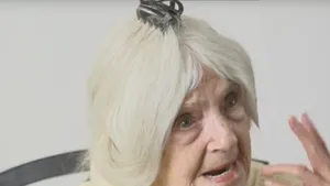 Frumuseţe la 100 de ani. Trucurile de beauty ale unor femei trecute printr-un secol de viaţă. VIDEO 