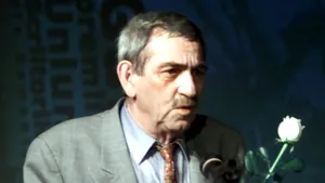 Scriitorul şi traducătorul Darie Novăceanu a murit la vârsta de 80 de ani