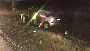 Accident grav în judeţul Arad: doi morţi şi doi răniţi după ce o maşină a intrat într-un TIR | FOTO