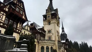 Castelul Peleş este lăsat fără încălzire de o lună. Ministerul Culturii: Casa Regală trebuie să se ocupe