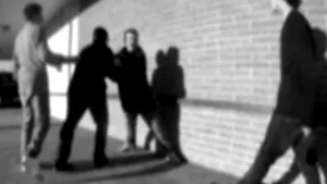 Incidentul cutremurător care dezvăluie adevărata criză a violenţei în şcoli 