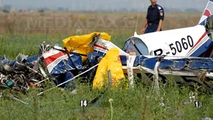 Cauza accidentului aviatic de la Sânpetru: eroare de pilotaj coroborată cu o defecţiune tehnică