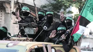 Guvernul britanic a iniţiat procedura de a declara Hamas organizaţie teroristă 