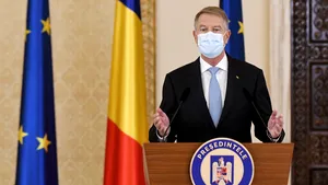 COMENTARIU Marius Oprea / Preşedintele îşi plăteşte şederea la Cotroceni din vînzarea Partidului Naţional Liberal