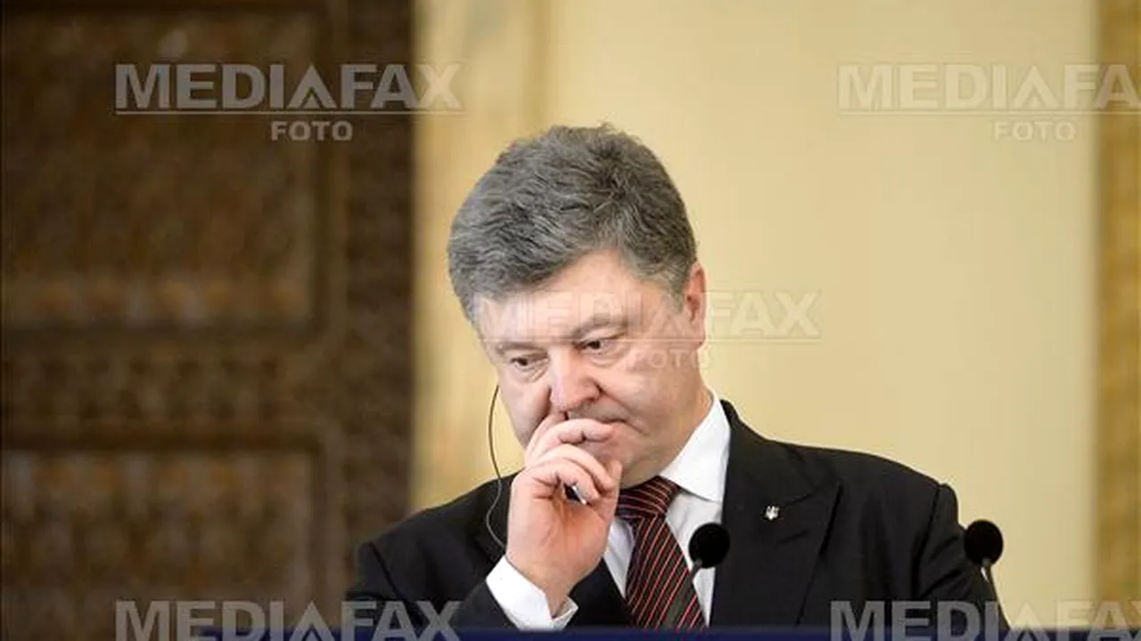 Un tribunal din Ucraina a decis punerea sub sechestru a averii lui Petro Poroşenko. Fostul preşedinte este anchetat pentru înaltă trădare