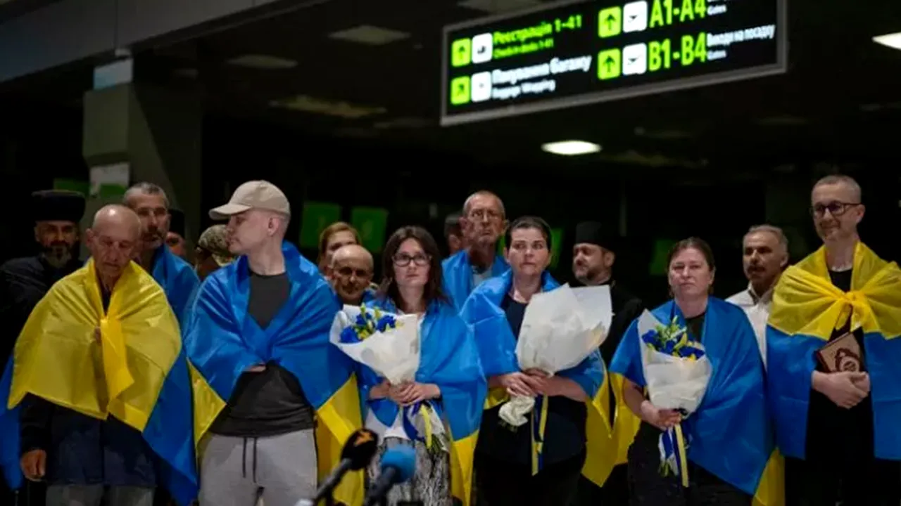 Războiul din Ucraina, ziua 857. 10 civili au fost eliberaţi din captivitate / Dronele ruşilor, doborâte peste noapte / Nou ajutor american / Sancţiuni pentru Belarus 