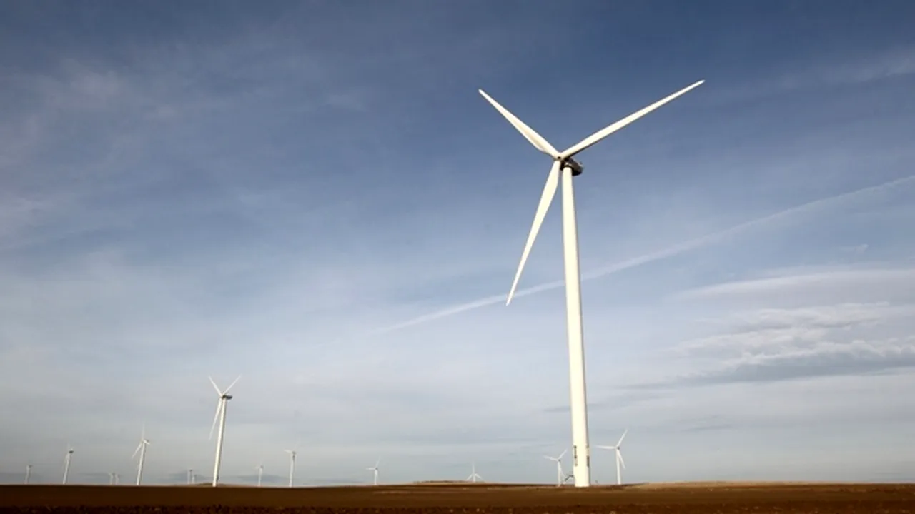 Cel mai mare producător chinez de turbine eoliene vrea să înceapă producţia în Bucureşti