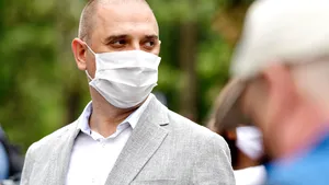 Limitatorul de viteză unde au murit doi copii, avizat, dar nemontat. Primarul Sector 2: „Eu şi birocraţia românească din acest moment suntem vinovaţi pentru moartea acestor fete”