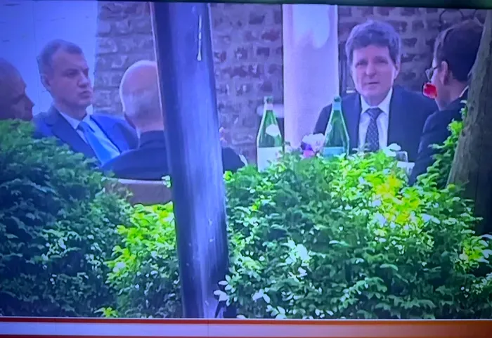 POLITIC Prima reacție a Cotroceniului după fotografia care a stârnit controverse la Bruxelles