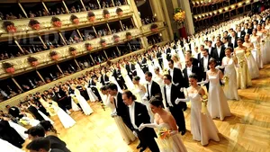 Balul de la Viena, ediţia a 55-a. Centrul atenţiei - marocanca Ruby