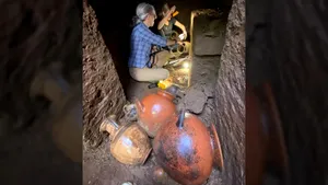 Un mormânt etrusc, vechi de 2.600 de ani, a fost descoperit intact în Italia