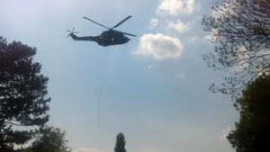 Coborâre în rapel pe lac, pentru capturarea unui lider inamic, de Ziua Forţelor Terestre, la Cluj | GALERIE FOTO, VIDEO