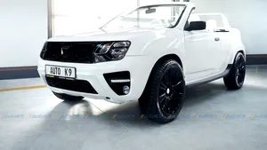 GALERIE FOTO | Cum arată prima Dacia Duster cabrio coupe din România, realizată în Bucureşti