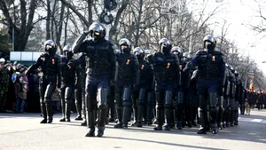 Restricţii de trafic în Capitală, pentru antrenamentele generale şi parada de 1 Decembrie / Programul măsurilor care limitează circulaţia