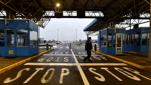 11 țări europene cer Bruxelles-ului să înăsprească cerințele de intrare în UE pentru turiștii ruși