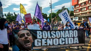 Zeci de mii de brazilieni au ieşit în stradă să protesteze împotriva preşedintelui Jair Bolosonaro. Violenţe în Recife