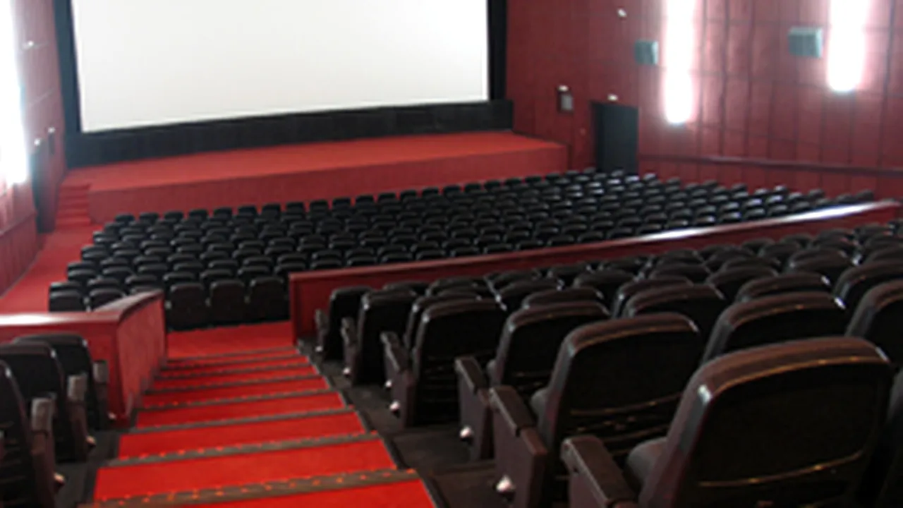 Cinematografele din România, privatizate sau transferate la primării