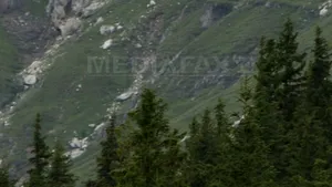 Alpinist experimentat, rănit pe un traseu foarte dificil din Masivul Bucegi