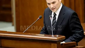 Şova, în Senat: Vă rog să-mi daţi posibilitatea, respingând cererea DNA, să mă pot apăra ca om liber