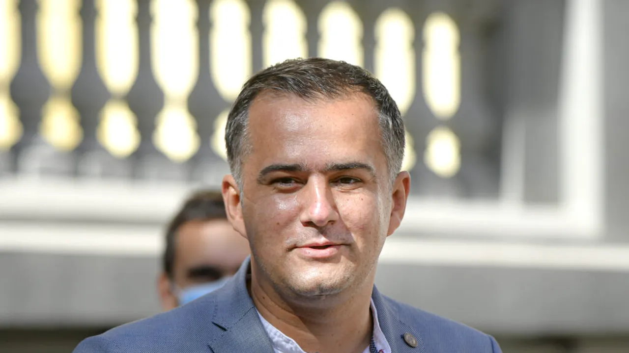 Primarul Bacăului după decizia CCR privind taxele locale: Nu s-au colectat informații despre norma de poluare. Va fi un calvar