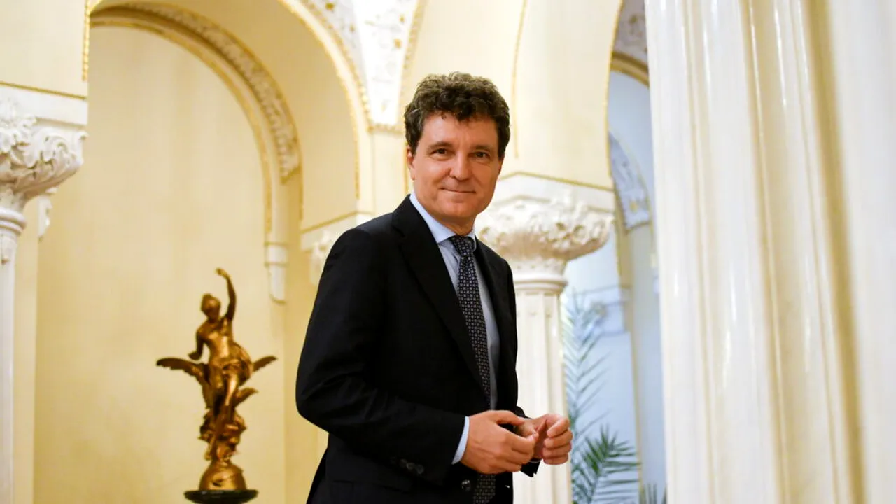 Primul interviu acordat de Nicușor Dan de la preluarea mandatului: Ce spune despre pensiile magistraților și despre vizita în SUA / Nicușor Dan: Guvernul va veni cu un pachet de reducere de 10%