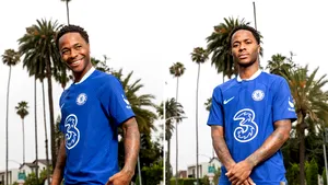 Chelsea a finalizat transferul lui Sterling de la Manchester City