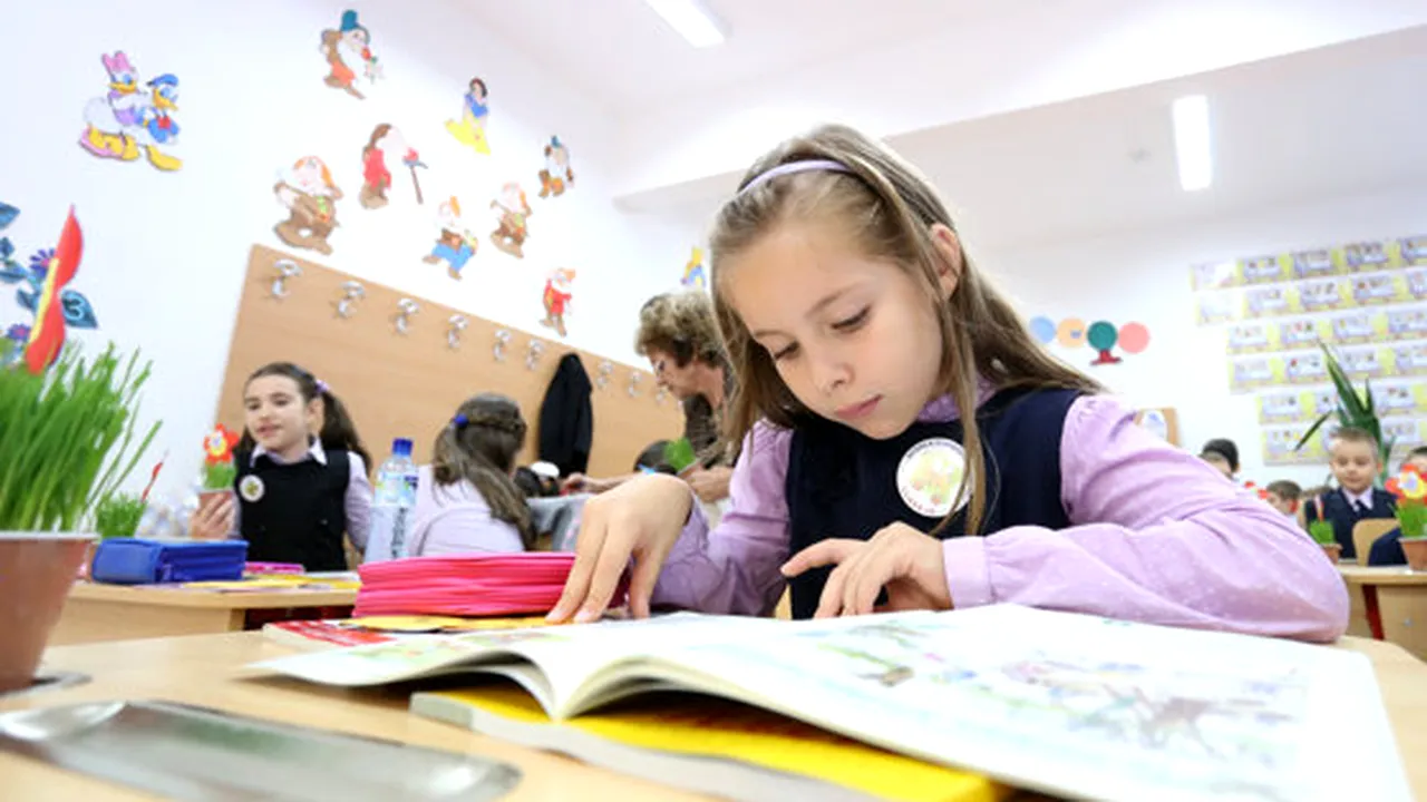 Educaţia, domeniu cheie. Studiu: un leu investit în educaţie aduce la buget opt lei