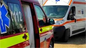 Accident grav în Dej. Un şofer a murit după ce maşina s-a lovit violent de un pod