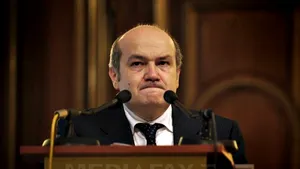 Miluţ demisionează de la conducerea PNŢCD