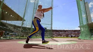 Bianca Perie s-a calificat în finală la aruncarea ciocanului, la CM de la Moscova