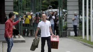 Ce i-a spus Liviu Dragnea, în privat, bărbatului care a pierdut pariul cu el. Bogdan Lungu dezvăluie discuţia dintre ei doi, departe de camerele video