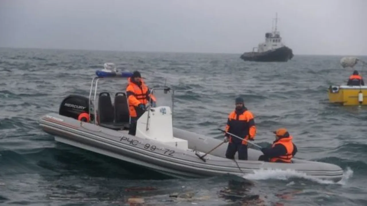 Posibilitatea unui act terorist nu este printre ipotezele principale în cazul avionului militar prăbuşit, duminică, în Marea Neagră