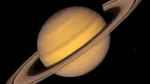 Luna lui Saturn, Enceladus, emite molecule organice care ar putea contribui la apariția vieții