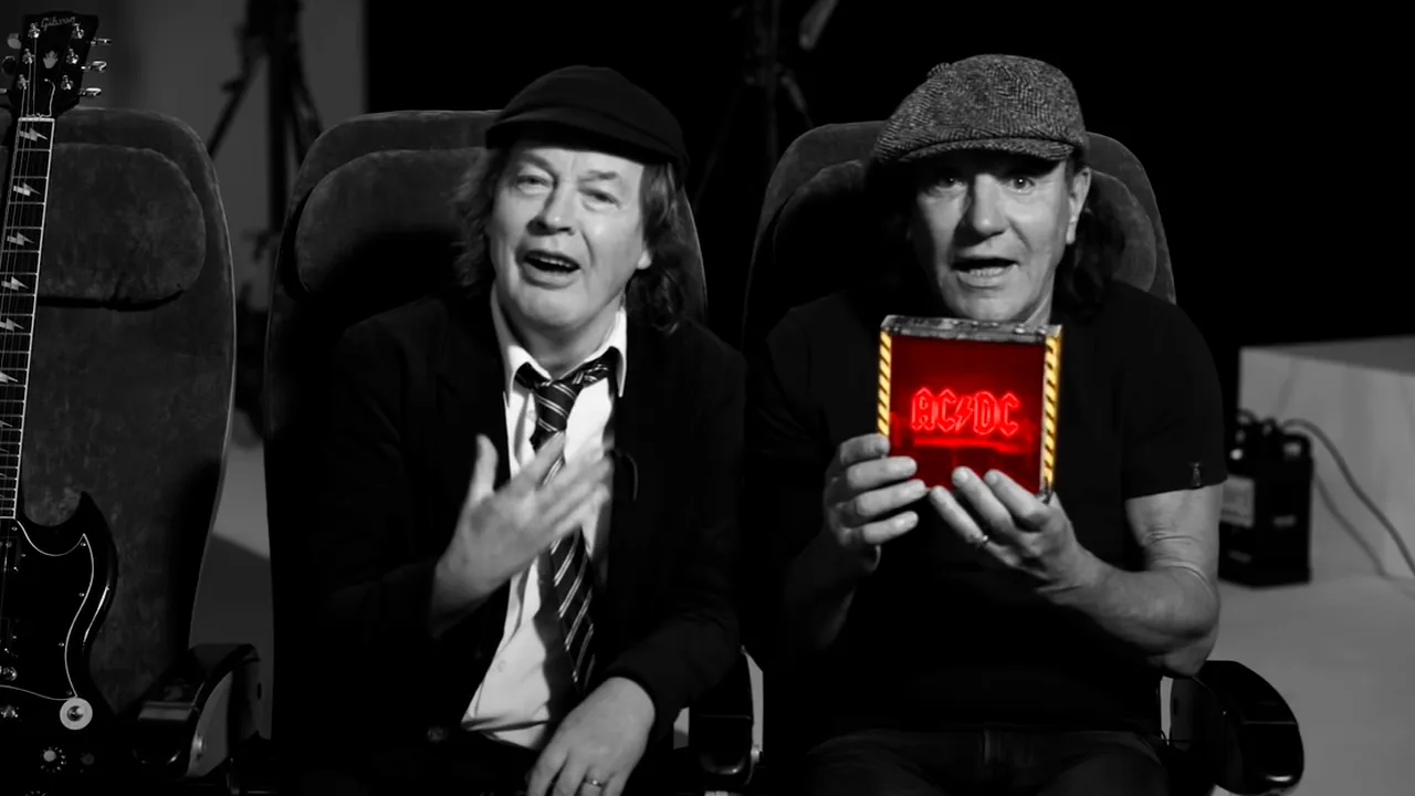 Sony îi surprinde pe fanii AC/DC. Ce conţine pachetul de lux „Power Up”