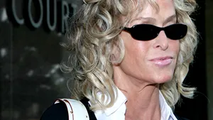 Farrah Fawcett a murit